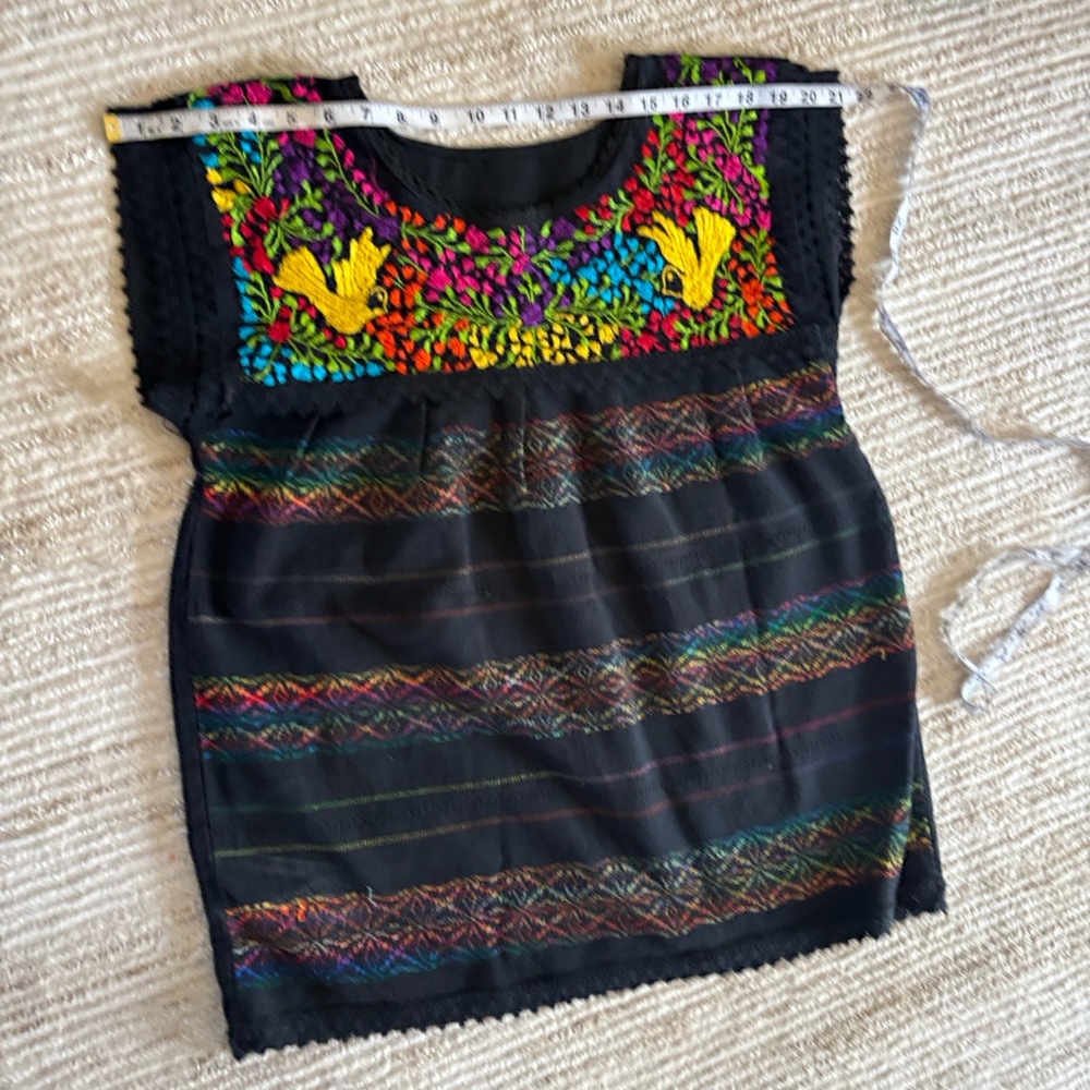 Vibrant Embroidered Women’s top - Picture 5 of 11
